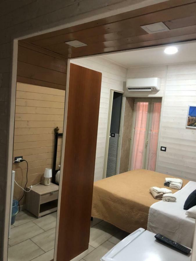 Rooms Chanel Syrakusa Exteriör bild